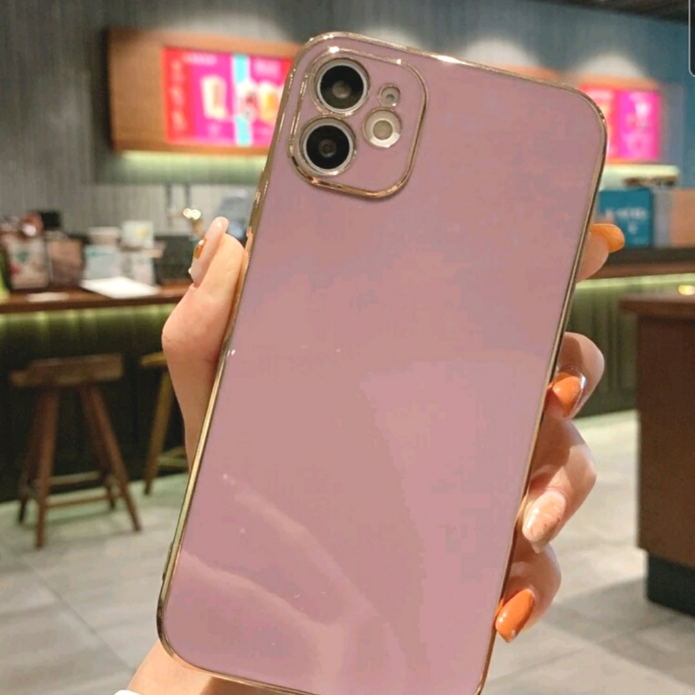 (3/20) Gold Rimmed Pink iPhone 7/8 case